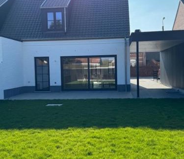 Uitbergen Casa | Sœur