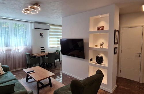 Dorcol Apartamento | Sofi apartment