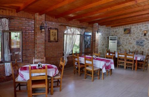 Kamez Hotel | Sofra e Vjeter Restaurant and Guesthouse