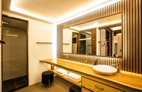 Gyeongju Casa | Soi Hanok Stay