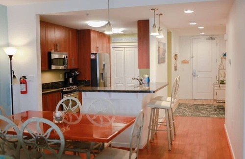 Sandbridge Condominio | Sojourn Beach Haven Sleeps 7 with Pool near Beach