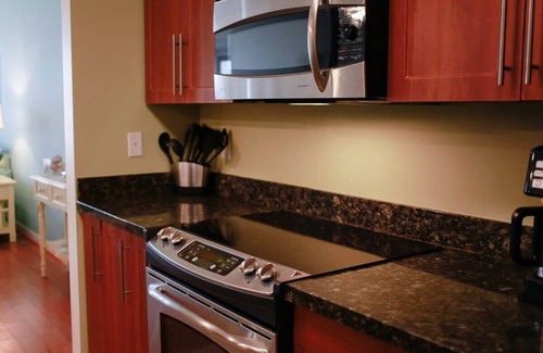 Sandbridge Condominio | Sojourn Beach Haven Sleeps 7 with Pool near Beach