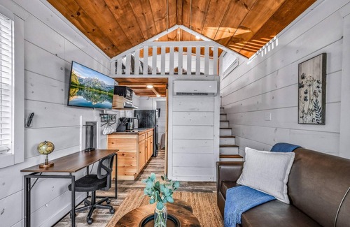 Sevierville Complejo | Sojourn Lodging
