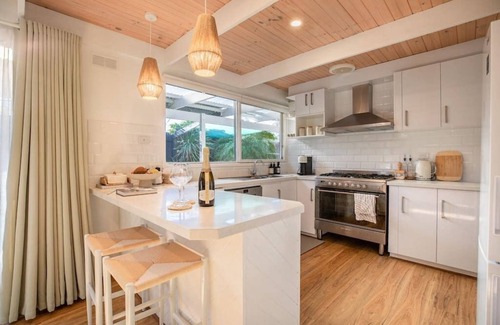 Rosebud Casa | Sol Coastal Retreat | Outdoor Spa and Sauna