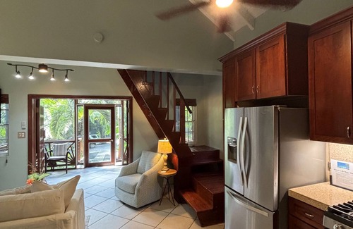 Fish Bay Villa | Sol Cottage Villa 2 BR, 1 BA, pool, lush landscaping, AC in fabulous Fish Bay