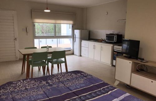 San Juan Apartamento | Sol de Octubre 3 Hipólito Vieytes Norte y Talcahuano