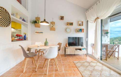 Sa Riera Apartamento | Sol i Lluna Sa Riera sea duplex w parking