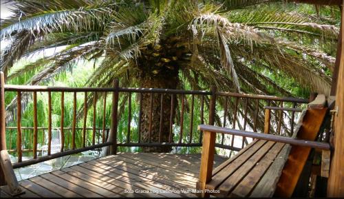 Lindequesdrif Otro | Sola Gracia Log Cabin on the Vaal
