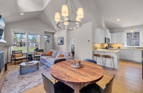 Century West Casa | SolAbode: A Luxury Retreat for All Seasons!