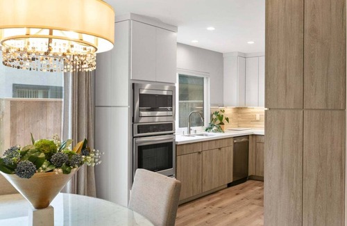 Solana Beach Condominio | Solana Beach Escape | Beach Access, AC, Pools, Spa, Tennis Courts & Clubhouse Views