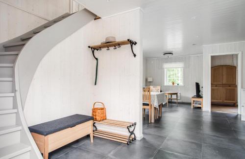 Aneby Apartamento | Solar Lake Cottage