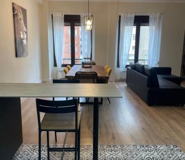 Gijon City Centre Apartamento | Soleado