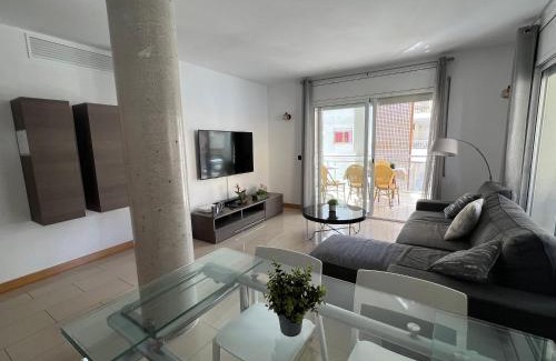Salou City Centre Apartamento | SOLIMAR 10 SALOU Solo FAMILIAS con Parking y piscina