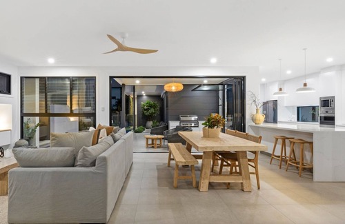 Casuarina Casa | Solis - Luxury Casuarina House