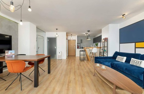 Stare Podgorze Apartamento | Solna 1 | Spacious Apartment | Desk