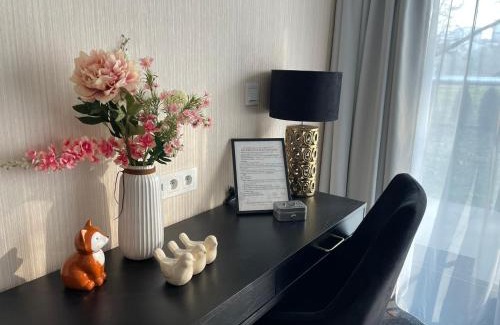 Dzielnica Uzdrowiskowa Apartamento | Solne Apartamenty A033 z klimatyzacją i ogrodem Solny Resort