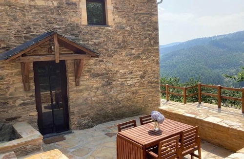 A Pontenova Cabaña | Solpor - Luxury One Bed Cottage in Lugo Province