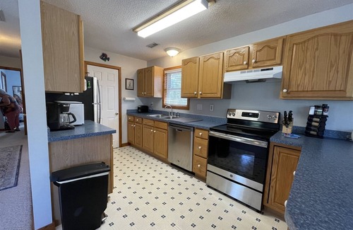 Brigands' Bay Cabaña | Someday Cozy Canalfront Home and Pet Friendly!