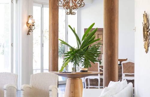 Casuarina Complejo | Somerleys Ocean Retreat - Beachfront Resort Style Property