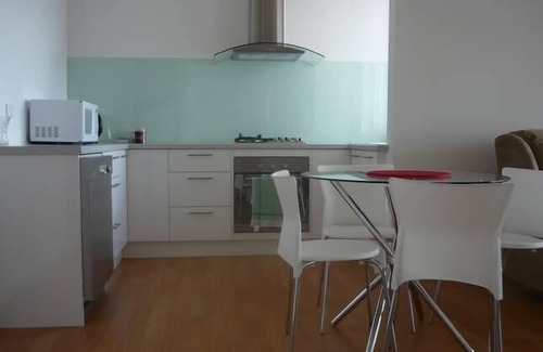 Somers Apartamento | Somers alojamiento de vacaciones, con impresionantes vistas al mar balcón y jardín privado