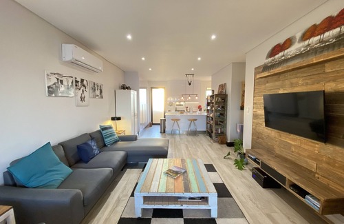 Trawal Apartamento | Somerset West Luxury Flat in Gated Community - gym, coffee shop, walking paths!