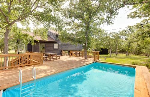 Somerville Casa | Somerville Cabin with Private Pool!
