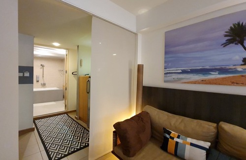 Bang Rak Casa | Somewhere to Escape - Hometel