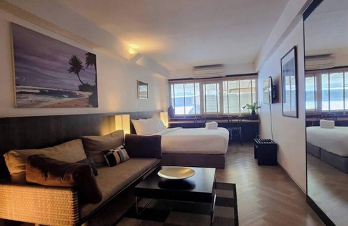Bang Rak Casa | Somewhere to Escape - Hometel