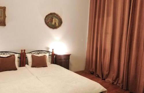 Sremski Karlovci Casa | Šomin lagum - Guest house