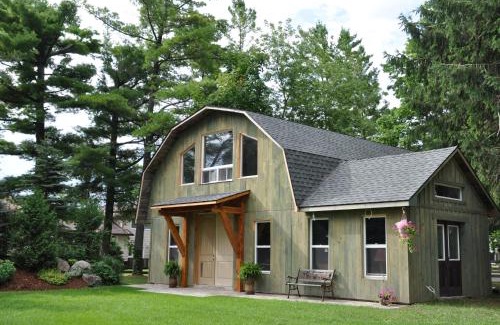 Lucknow Cama Y Desayuno | Sommerville Court Motel Bed & Breakfast