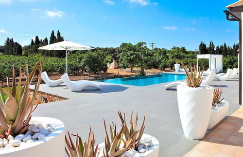 Llubi Villa | Son Calet 156 moderna villa con piscina privada, jardín, zona barbacoa y aire acondicionado