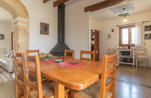 Algaida Villa | SON INDIOT - Hermosa casa de campo para 10 personas con piscina privada. Wifi gratis.