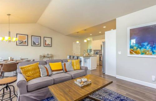 Old Farm District Casa | Sonata Getaway Pet friendly Near Old Mill District