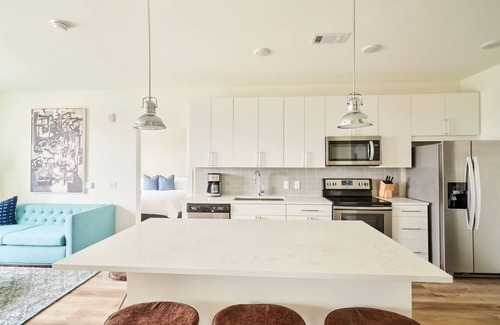 Rutledge Hill Apartamento | Sonder at LC SoBro | Superior Two-Bedroom Apartment