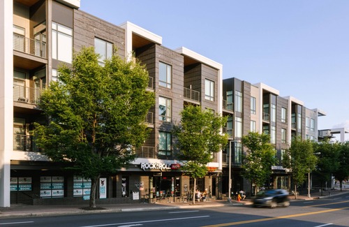Hillsboro Village Apartamento | Sonder at Village 21 | Spacious One-Bedroom Apartment w/ Study