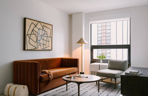 Hunters Point Apartamento | Sonder Court Square | Two-Bedroom Apartment
