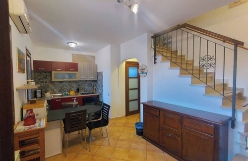 Maddalenedda Casa | Sonia House. 5min. from the beach, close to all services. 75 sqm.