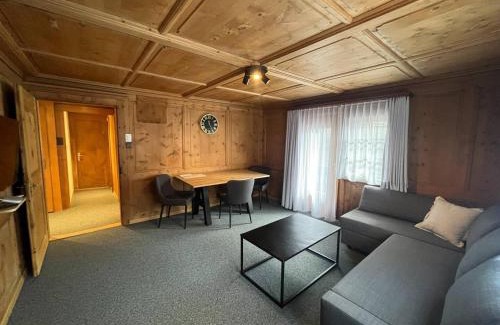 Klosters Platz Apartamento | Sonne