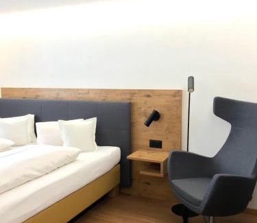 Ravaisch Hotel | Sonnenhotel Soldanella Sonneck
