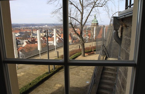 Pirna Apartamento | ¡'Castillo de Sonnenstein' sobre los tejados de Pirna con una vista impresionante!