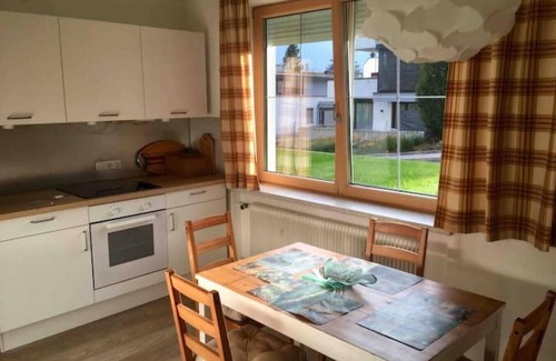 Arzl Apartamento | Sonnige, Ruhige Wohnung in Innsbruck am Stadtrand!