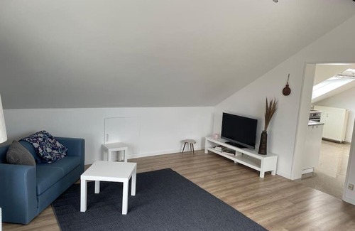 Sankt Augustin Apartamento | Sonniges Wohlfühl-Appartment in zentraler Lage