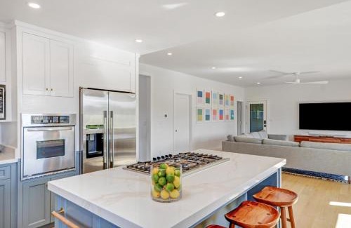 Fetters Hot Springs-Agua Caliente Casa | Sonoma Hilltop Estate With 3 Bedrooms And Pool - Includes Wine Tasting Passport