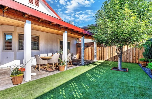 Santa Rosa Casa | Sonoma Wine County Oasis: King | BBQ | Fire Pit