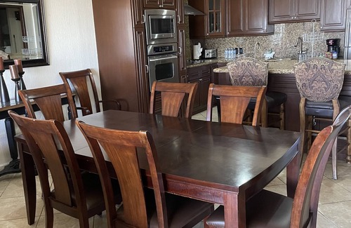 Bella Vista Condominio | SONORAN SKY- HERMOSO 3 BD 3 BAÑO OCEAN FRENTE PLANTA BAJA CONDO EN SANDY BEACH