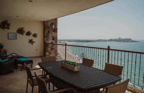 Bella Vista Condominio | HERMOSO CONDO FRENTE AL MAR EN SONORAN SKY RESORT