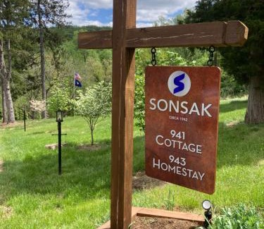 Charlottesville Apartamento | Sonsak - Unit 4