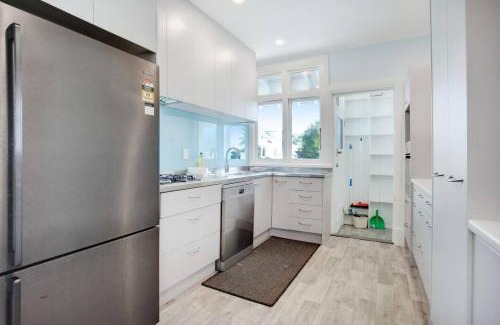Mount Eden Casa | Soothe Serenity Mt Eden Villa with Parking