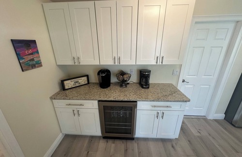 Pelican Casa | Soothing 2-bedroom house with AC, Pool & Hot tub with Privacy in Cape Coral