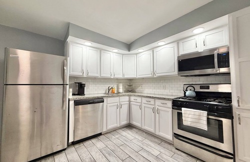 Wilmington Casa | Soothing 3-bedroom 1 bath house with A/C in Wilmington.